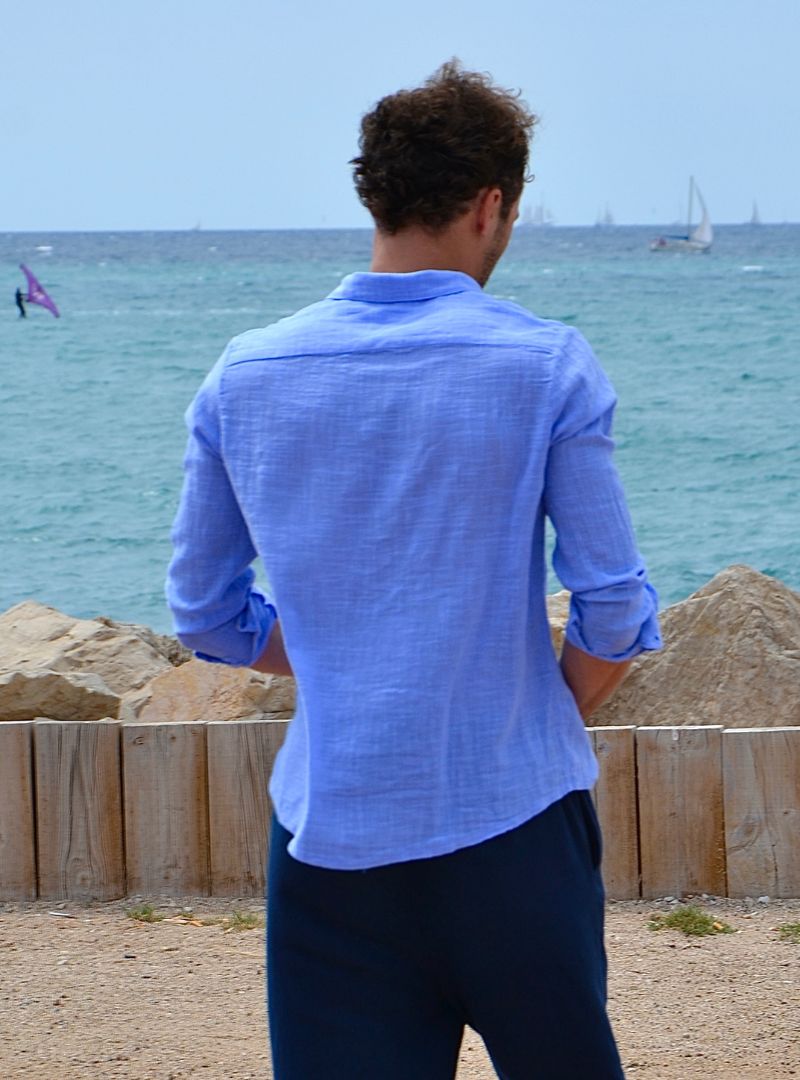 Chemise en lin azur