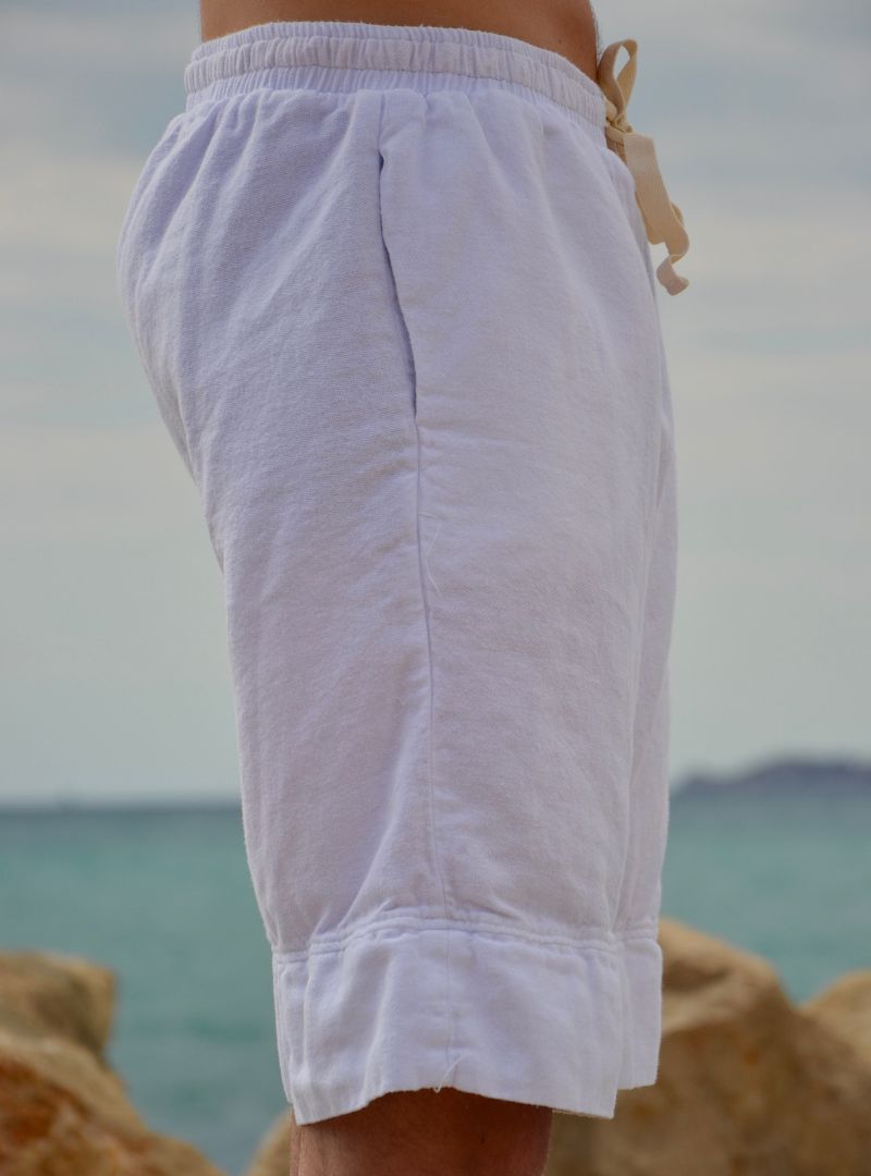 Short blanc