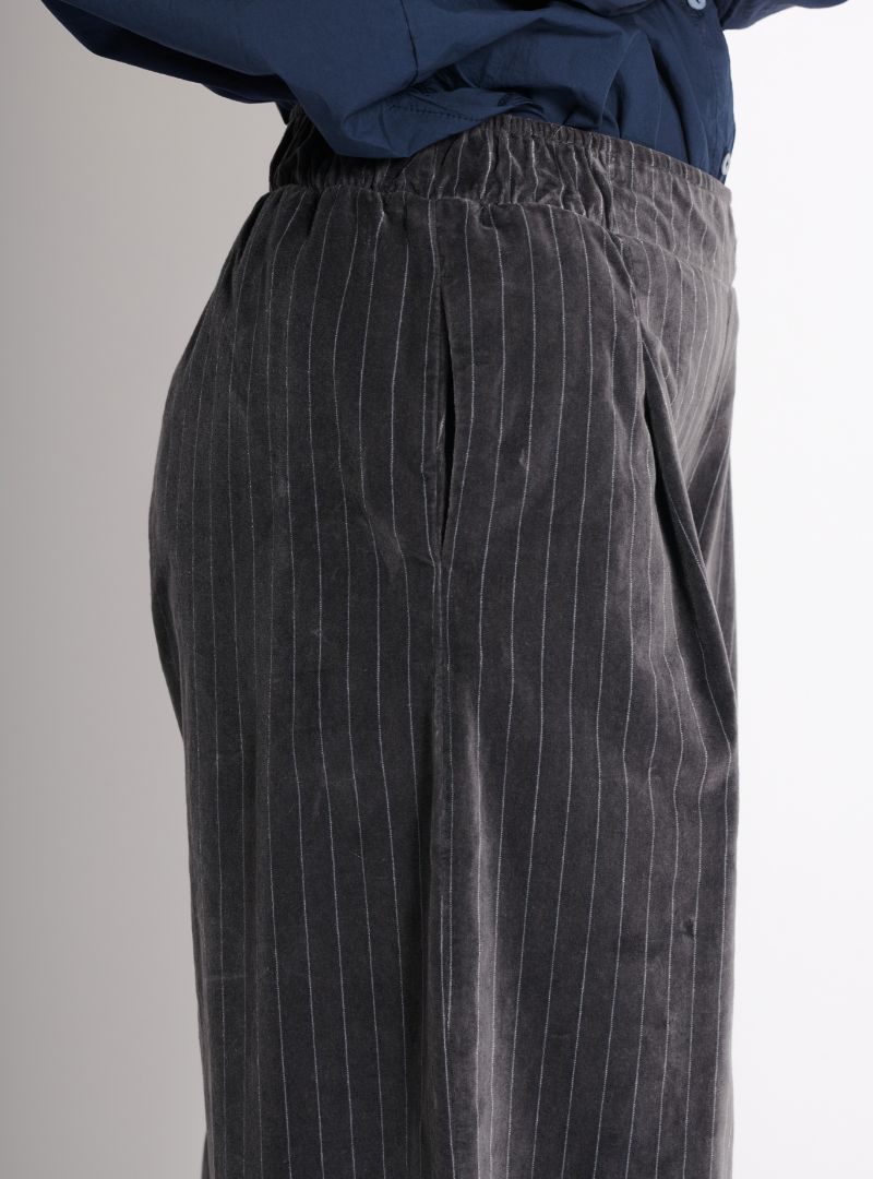 Pantalon Zen Velours Rayé Presque Noir